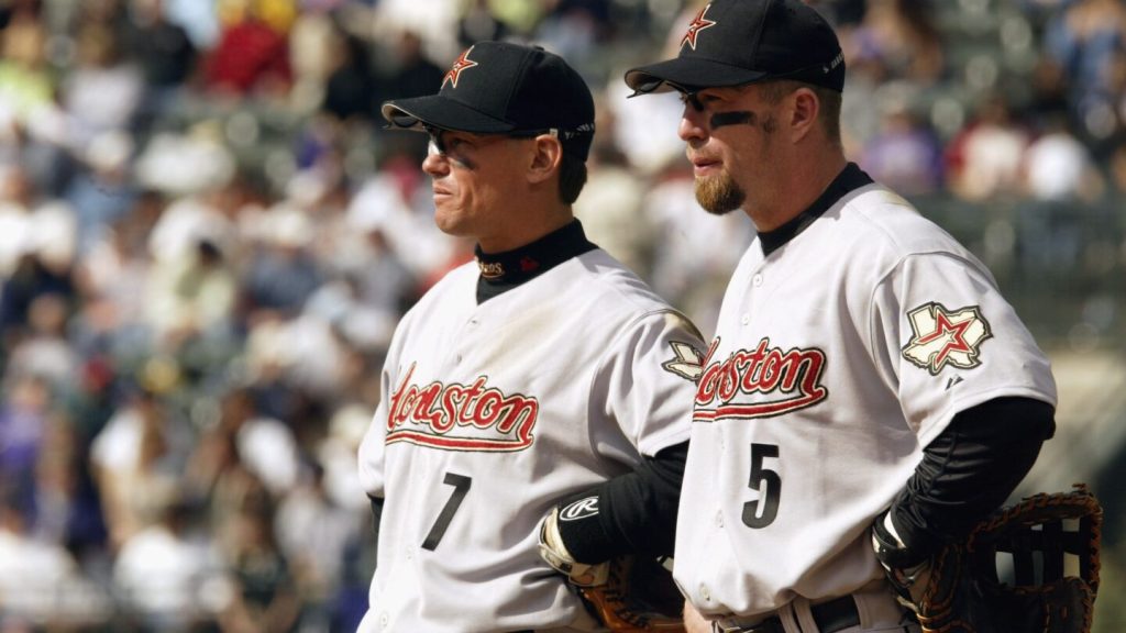 Phillies Series Preview: Who Was the Better Astro, Jeff Bagwell or Craig&nbsp;Biggio?