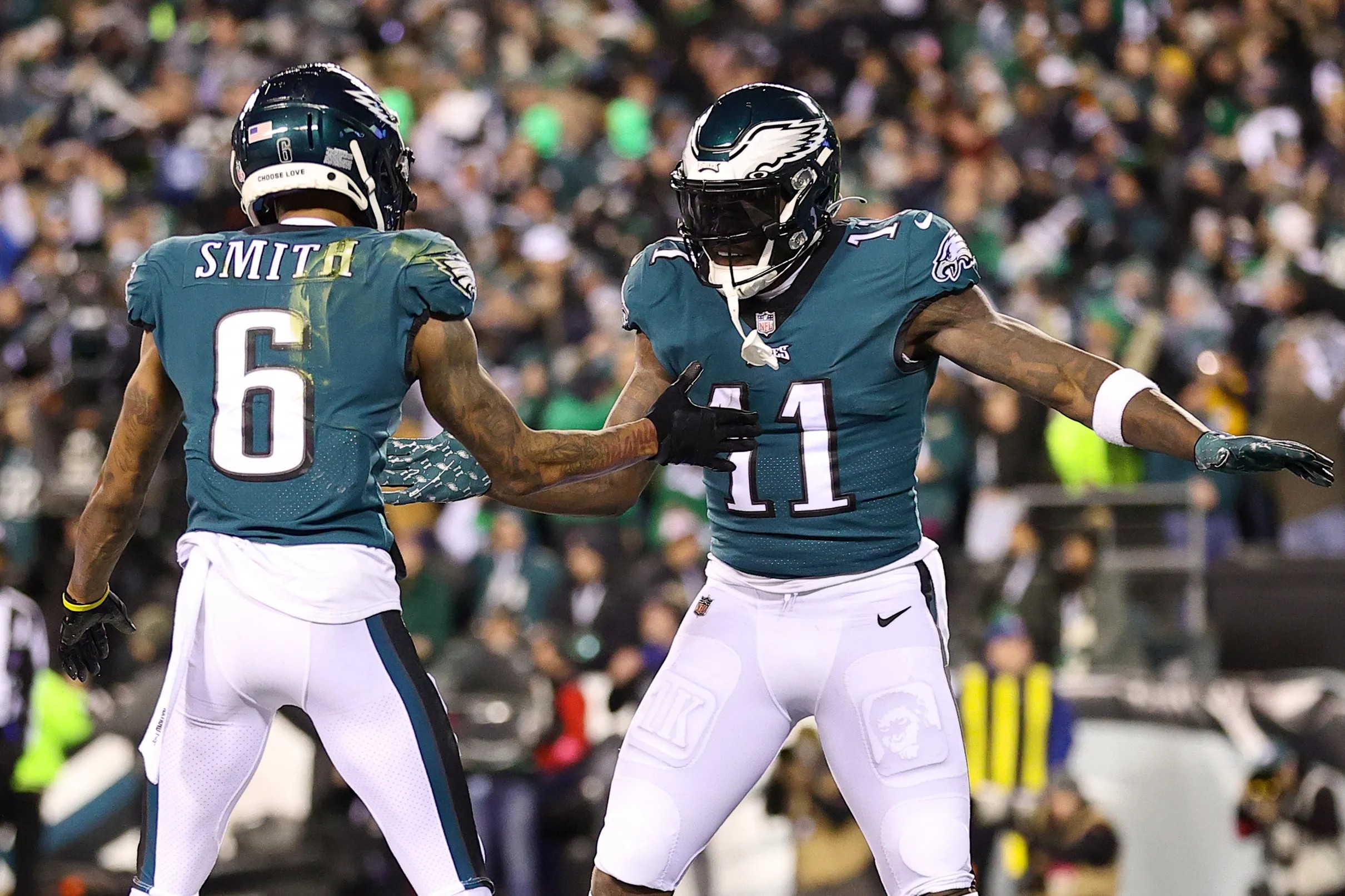 DeVonta Smith celebrates with AJ Brown after scoring a touchdown for the Eagles