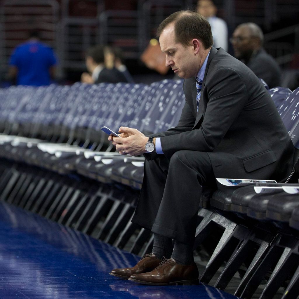 Sixers Trade Deadline History: Feel the Excitement!