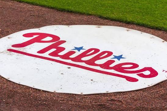 Why Can’t the Phillies Be Run More Like the Eagles?